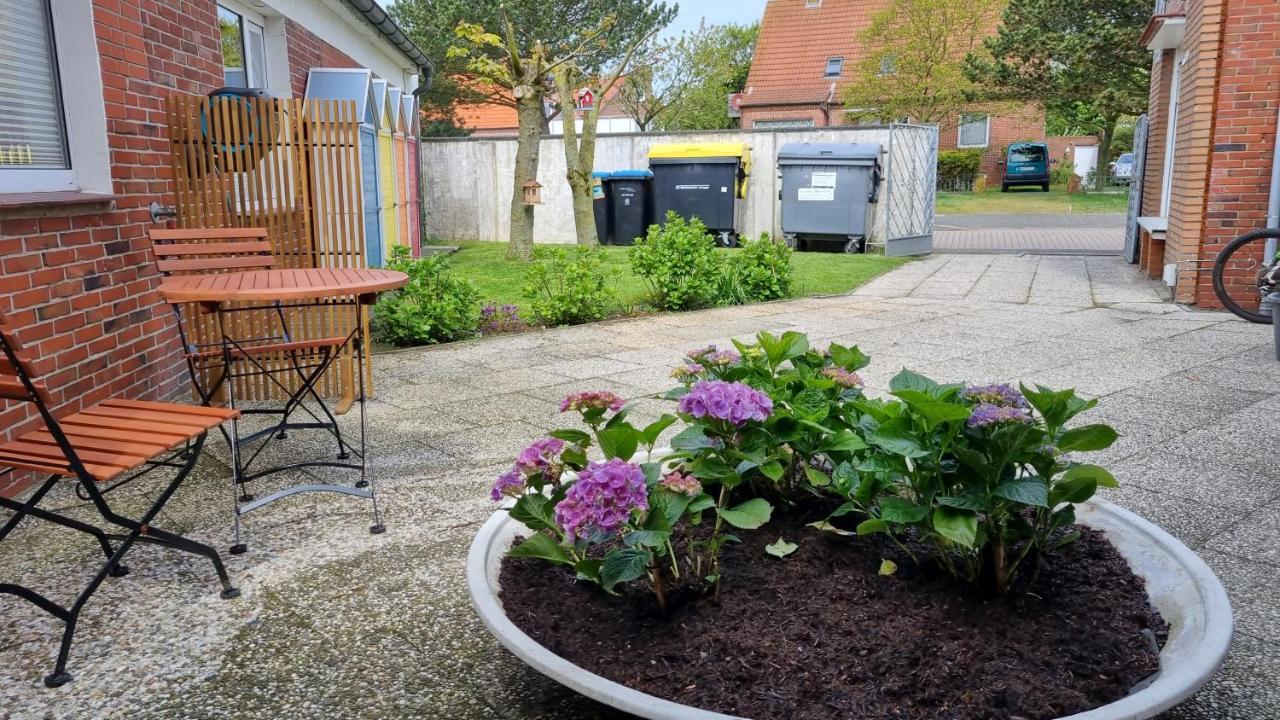 Haus Polarstern Ferienwohnung Orion Borkum Bagian luar foto